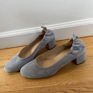 Everlane block heels size 6.5 light blue suede